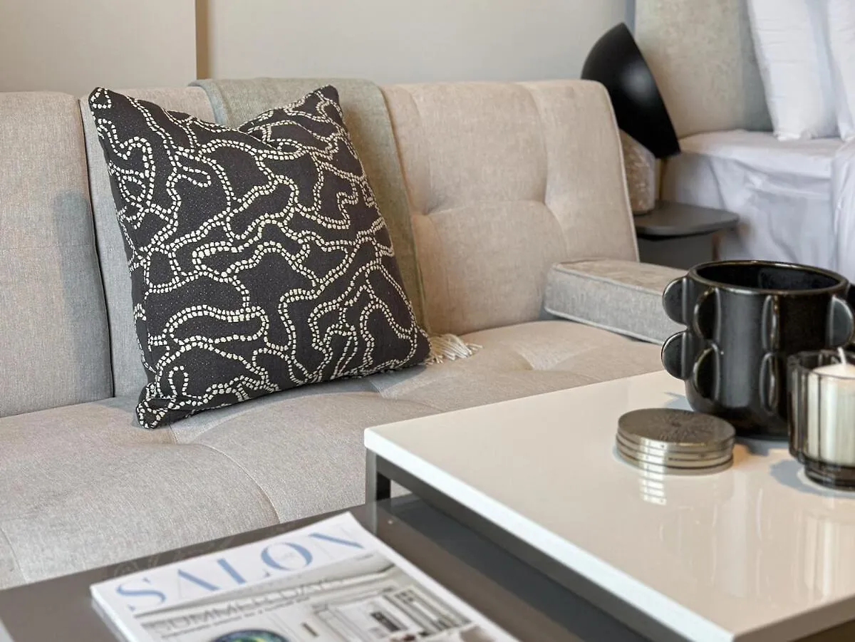 Apartment Welhome - Elegant Studio With Skyline Views & Comfort Dubai