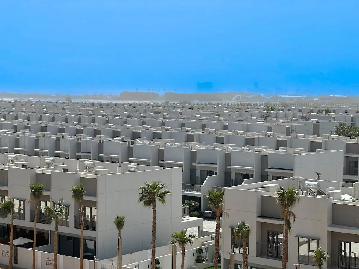 Welhome - Elegant Studio With Skyline Views & Comfort Dubai Apartment
